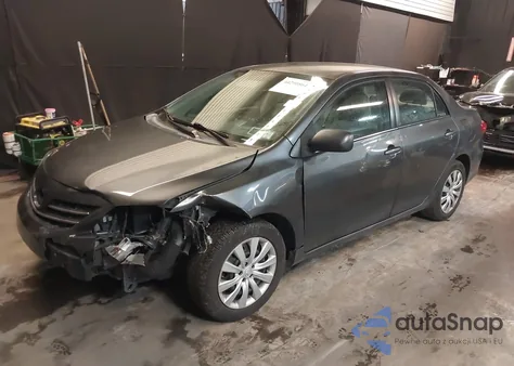 2013 Toyota Corolla Le z USA, uszkodzony, nr VIN 2T1BU4EE0DC053205